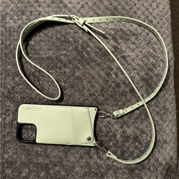 Bandolier - 📱Apple IPhone 11 Pro - Phonecase (Worn) - Picture 12 of 15